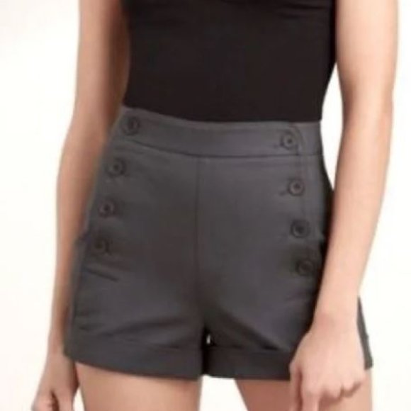 Talula Shorts - Picture 2 of 13